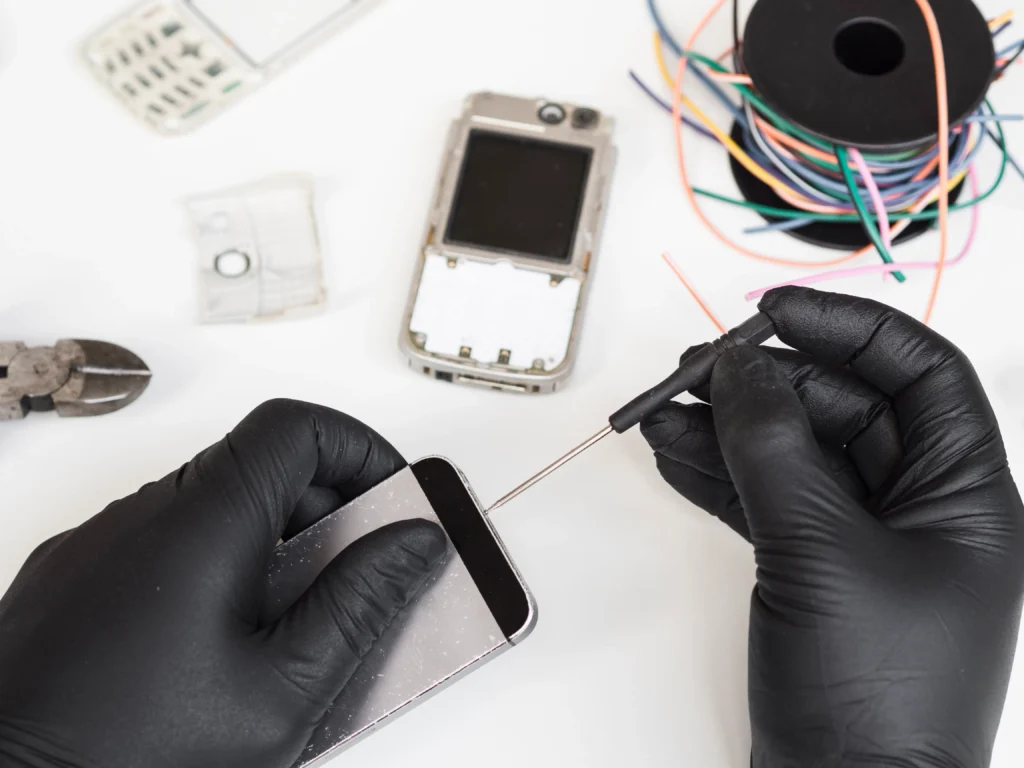 Become a Phone Repair Expert! Mobile Phone Repair Course (Level 1-3) in Kitengela | Malbag Int | 0712610221